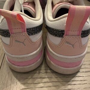 Puma Kids Sneakers in Pink and White
